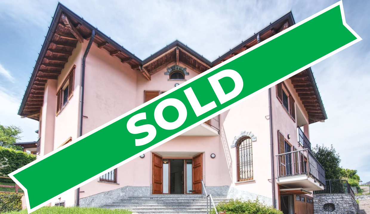 Villa Como sold