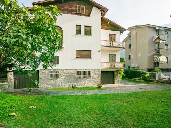 Villa garden lake como