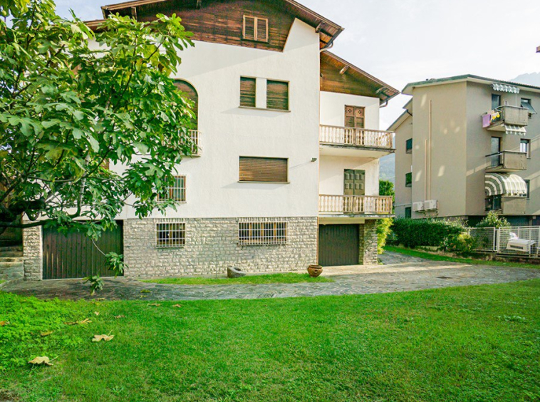 Villa garden lake como