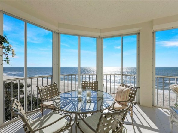 Apartment in Barefoot Beach Florida