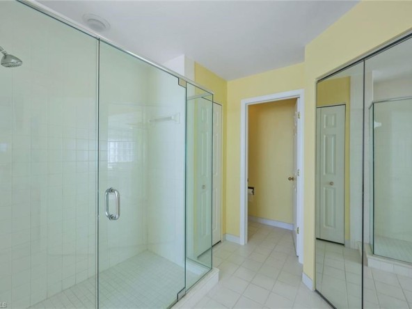 Apartment in Barefoot Beach Florida