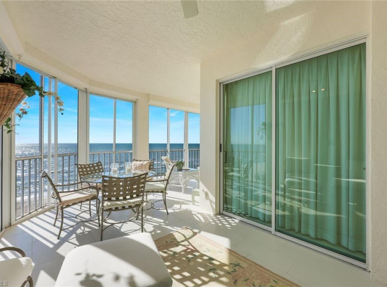 Apartment in Barefoot Beach Florida