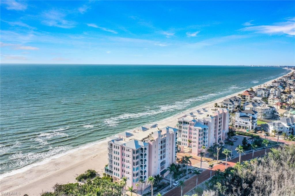 Apartment in Barefoot Beach Florida