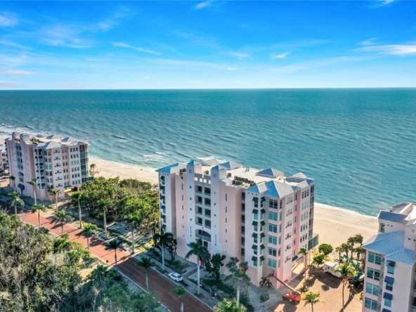 Apartment in Barefoot Beach Florida