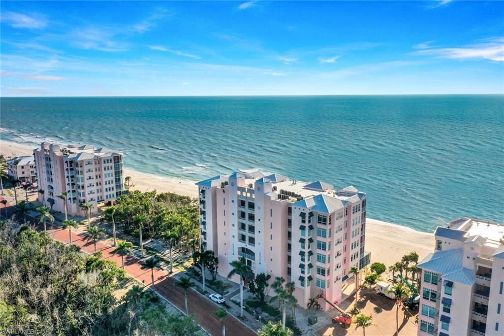 Apartment in Barefoot Beach Florida