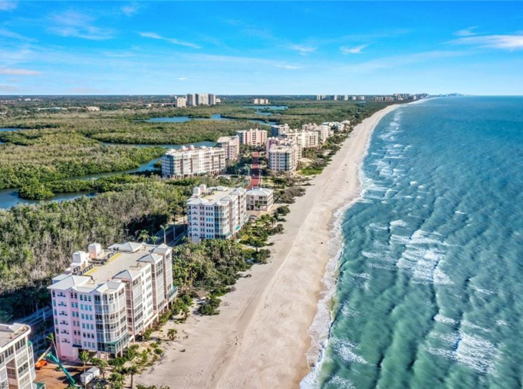 Apartment in Barefoot Beach Florida