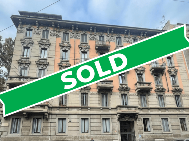 ITALY - Apartment in historic building in Milan