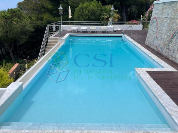 TRILOCALE VISTA MARE ISOLA D'ELBA PISCINA