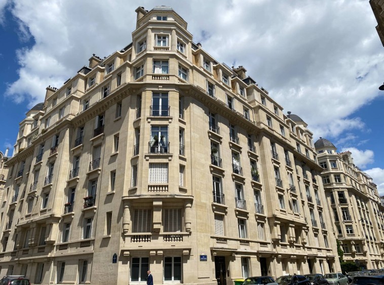 Bilocale a Parigi 22