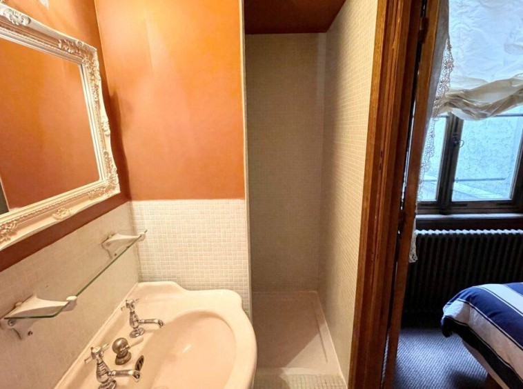 Trilocale a Parigi 18