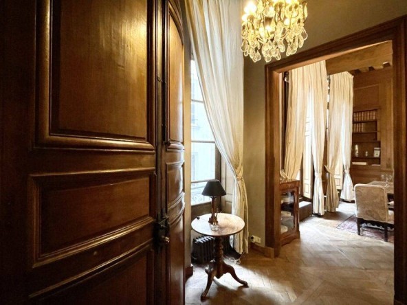 Trilocale a Parigi 6