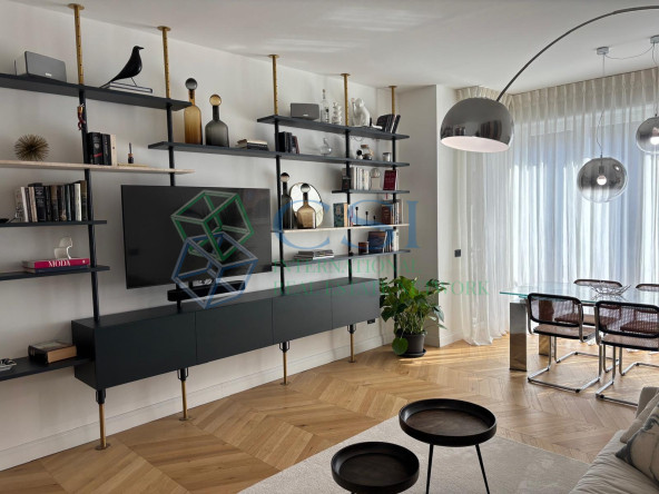 ITALIA - Esclusivo quadrilocale a Milano zona Isola