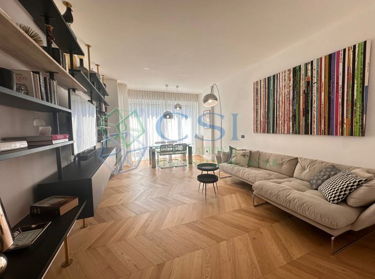 ITALIA - Esclusivo quadrilocale a Milano zona Isola