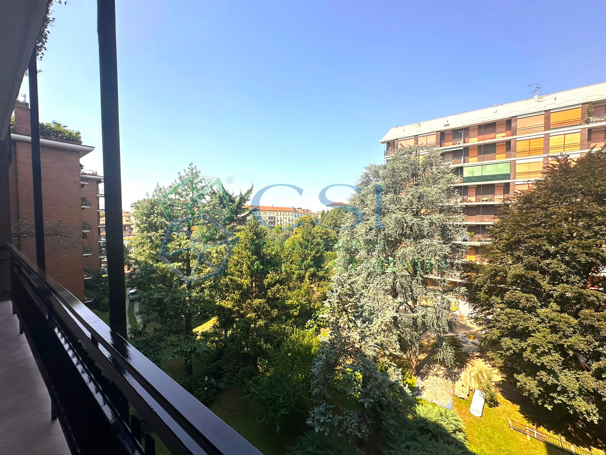 ITALIA - Esclusivo quadrilocale a Milano zona Isola