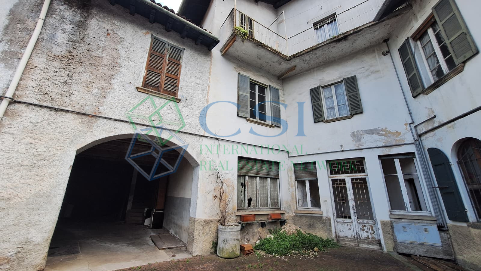 COMPLESSO RESIDENZIALE A MANDELLO IN ZONA CENTRALE 5