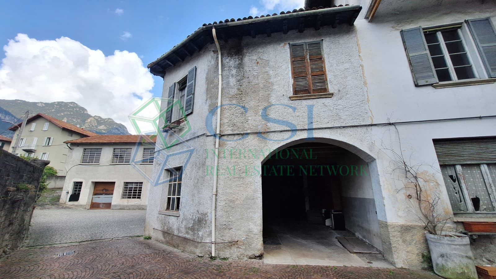 COMPLESSO RESIDENZIALE A MANDELLO IN ZONA CENTRALE 5
