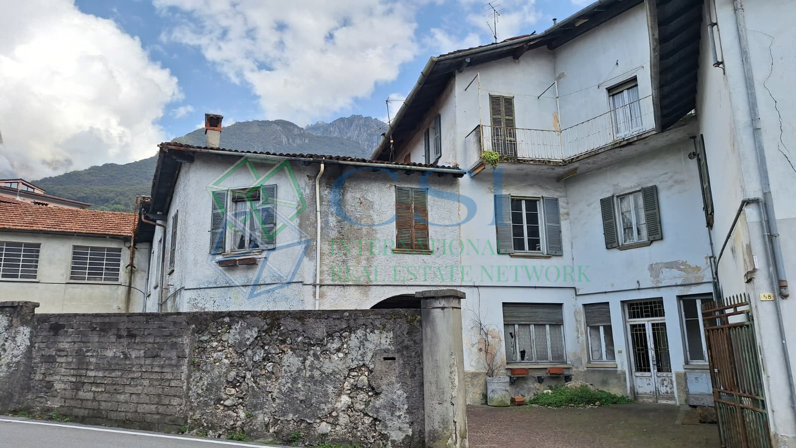 COMPLESSO RESIDENZIALE A MANDELLO IN ZONA CENTRALE 5